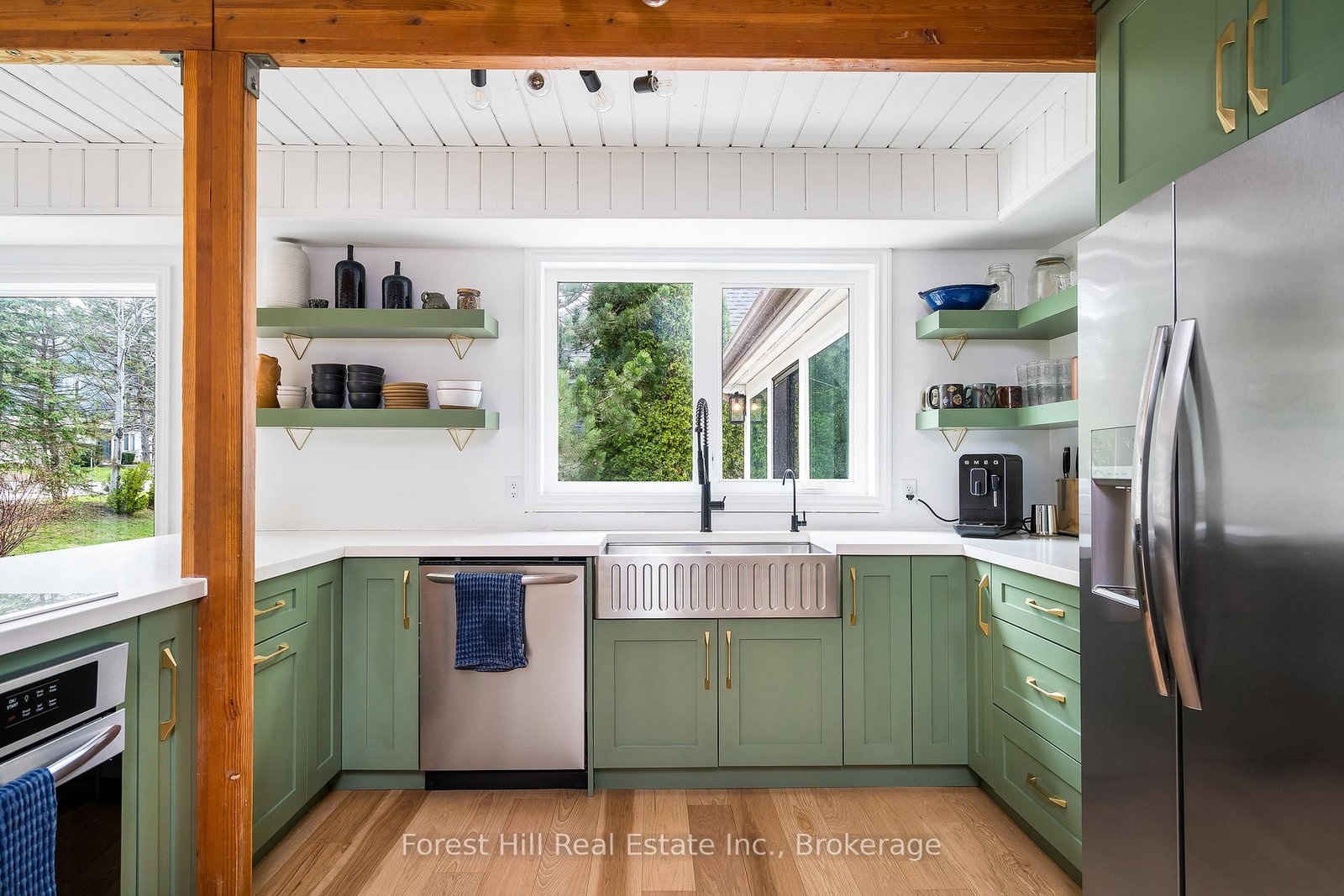 144 Brooker Boulevard - Photo 12