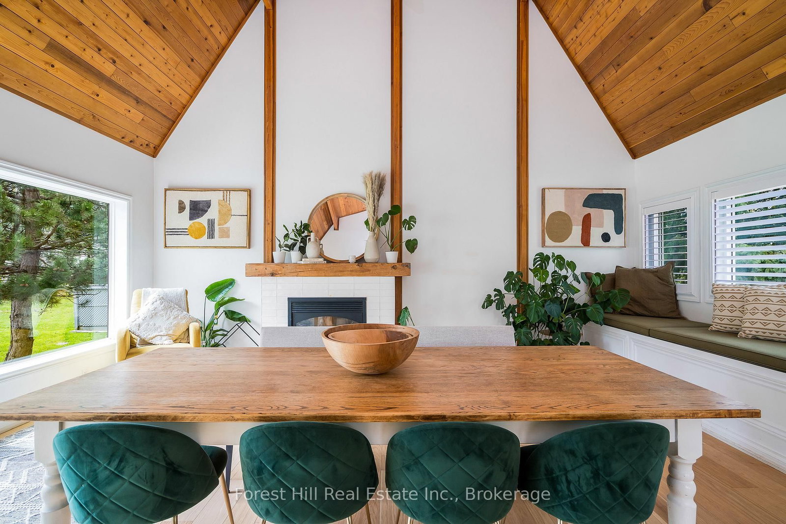 144 Brooker Boulevard - Photo 2