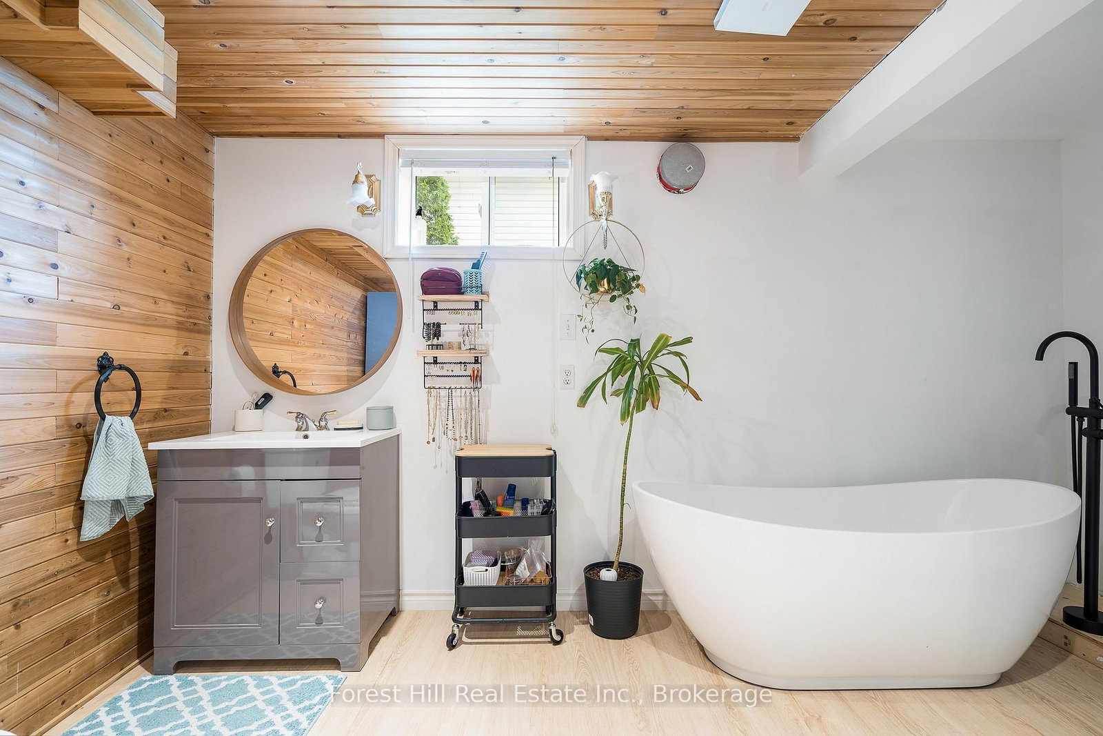 144 Brooker Boulevard - Photo 33