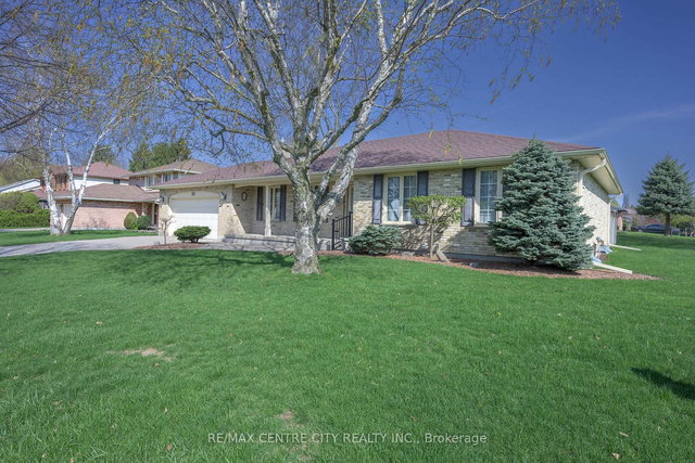 55 Pine Valley Drive