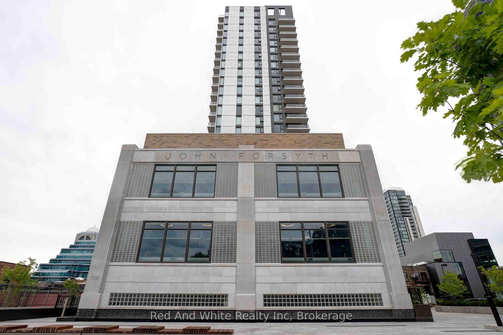 55 Duke Street W, Unit 803
