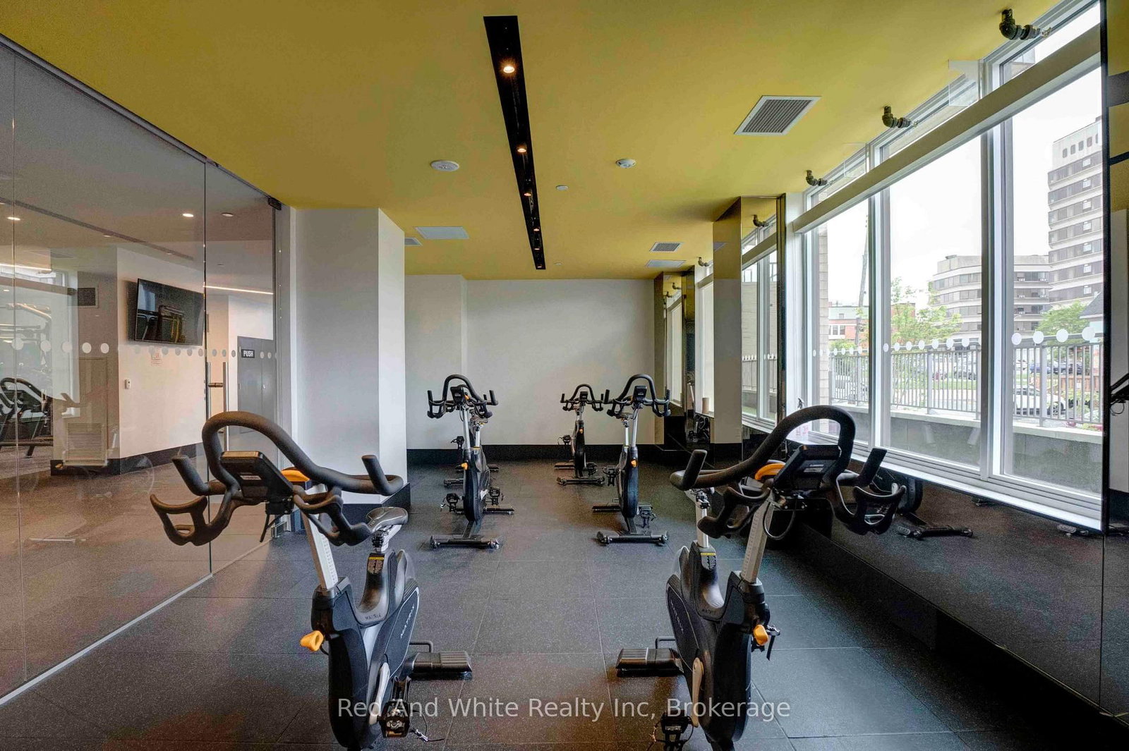 55 Duke Street W, Unit 803 - Photo 15