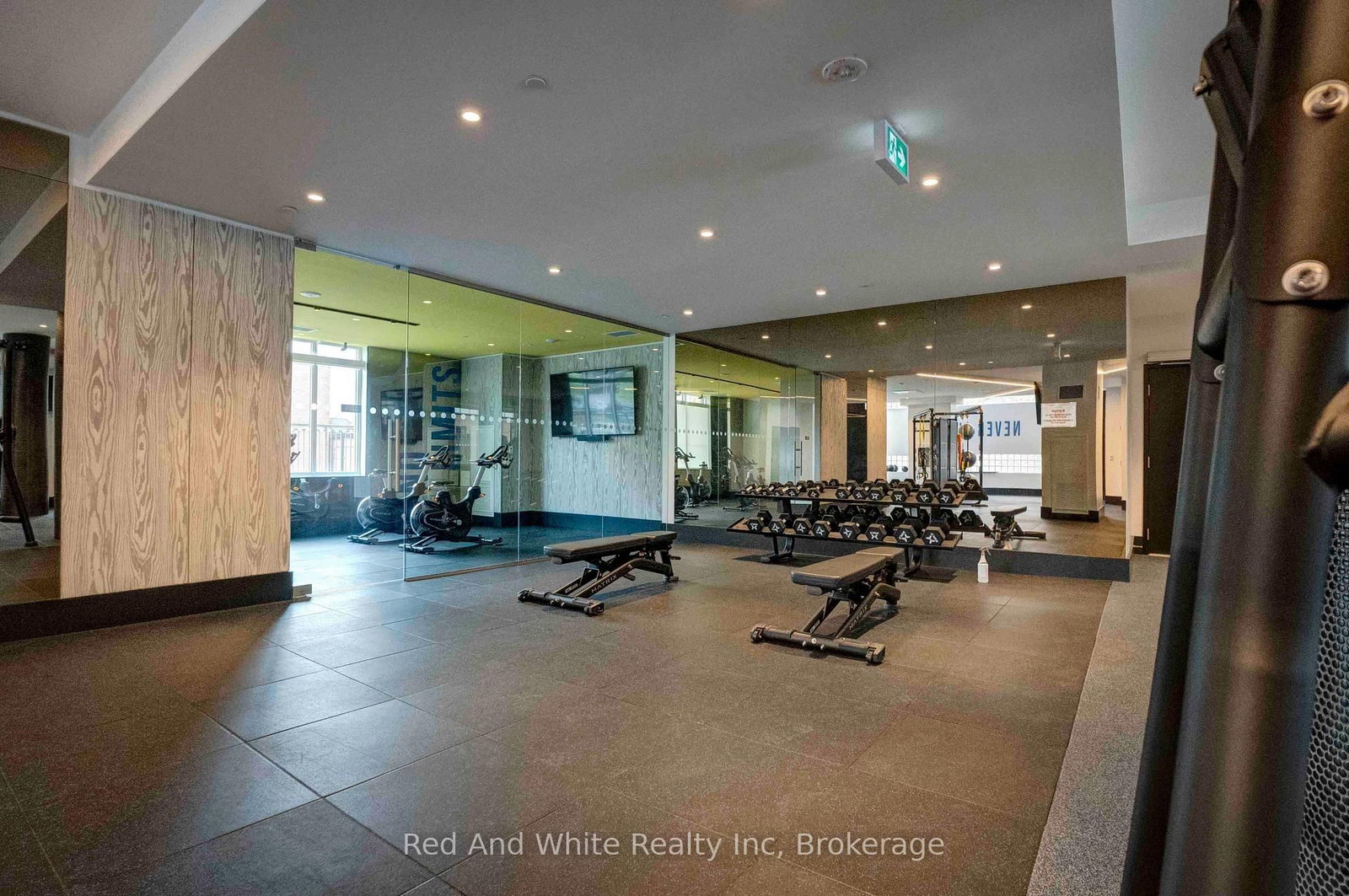 55 Duke Street W, Unit 803 - Photo 16