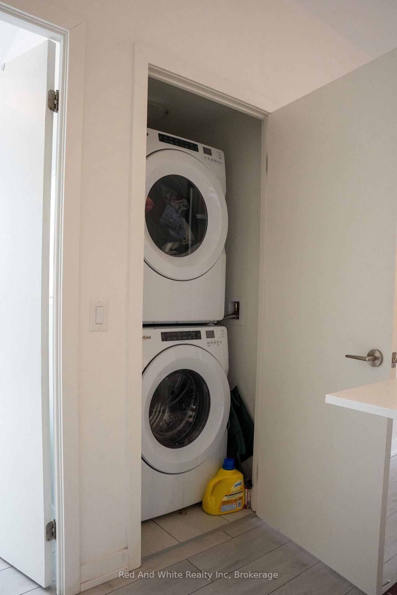 55 Duke Street W, Unit 803 - Photo 39