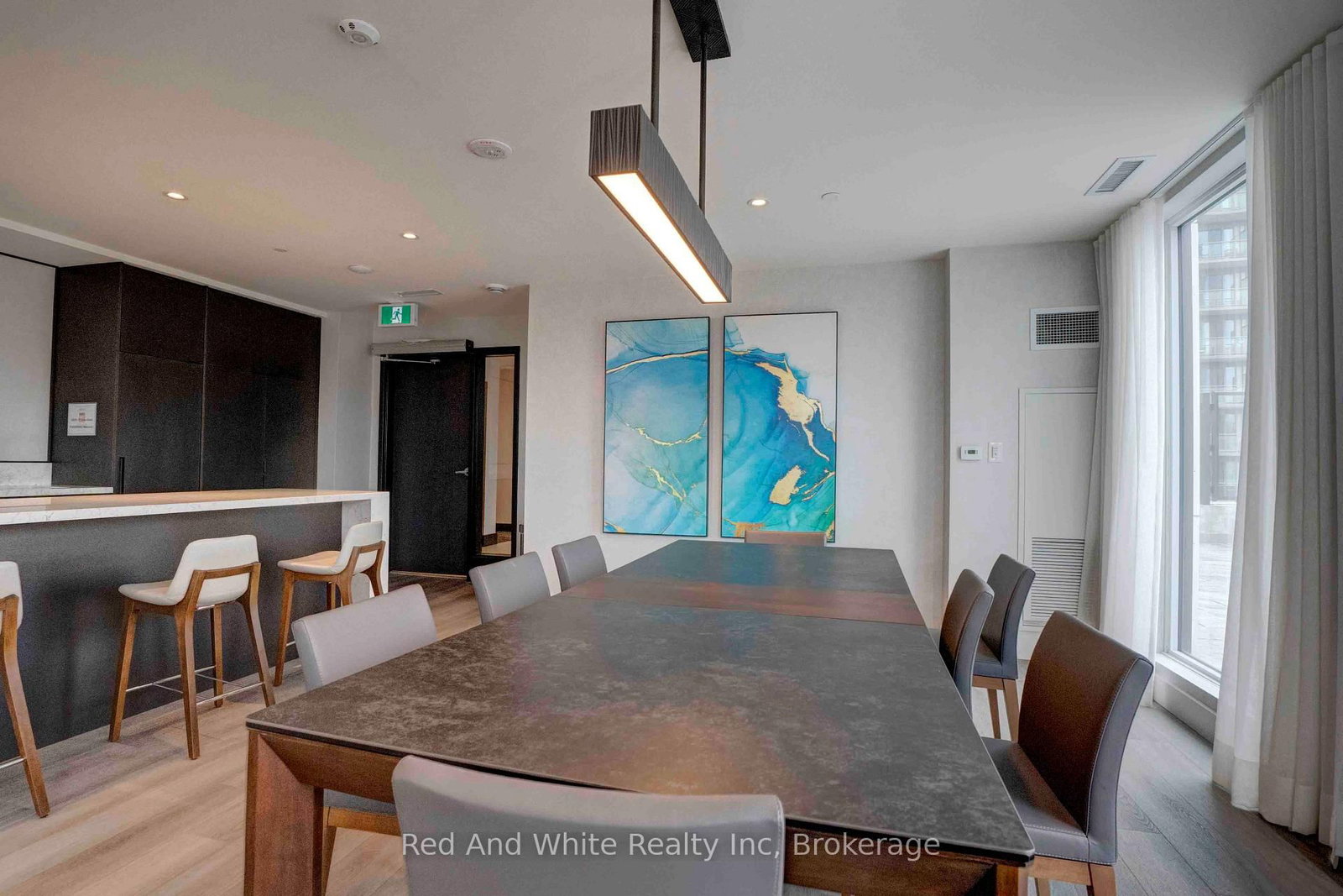 55 Duke Street W, Unit 803 - Photo 9