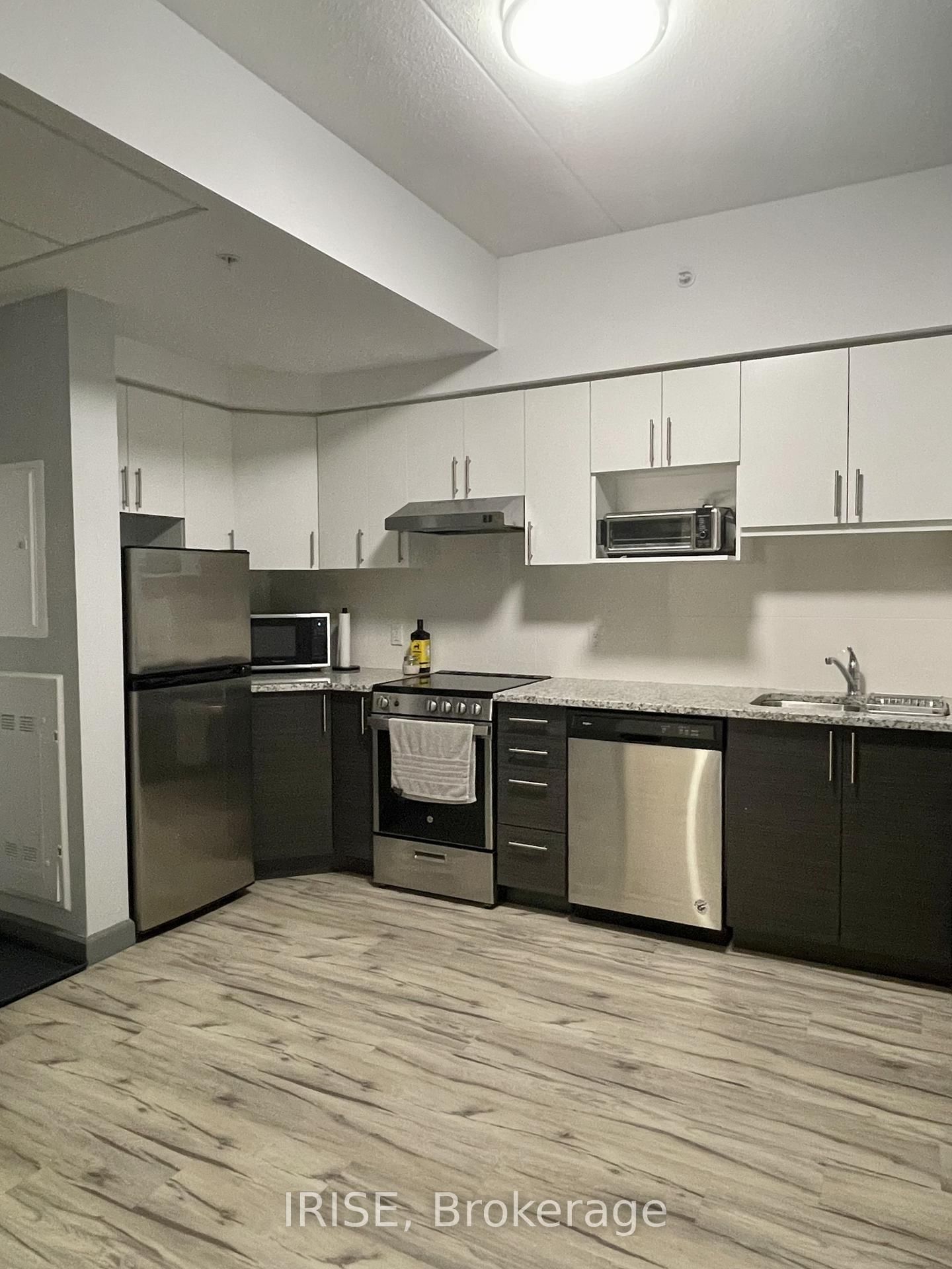 77 LELAND Street, Unit 201 - Photo 5