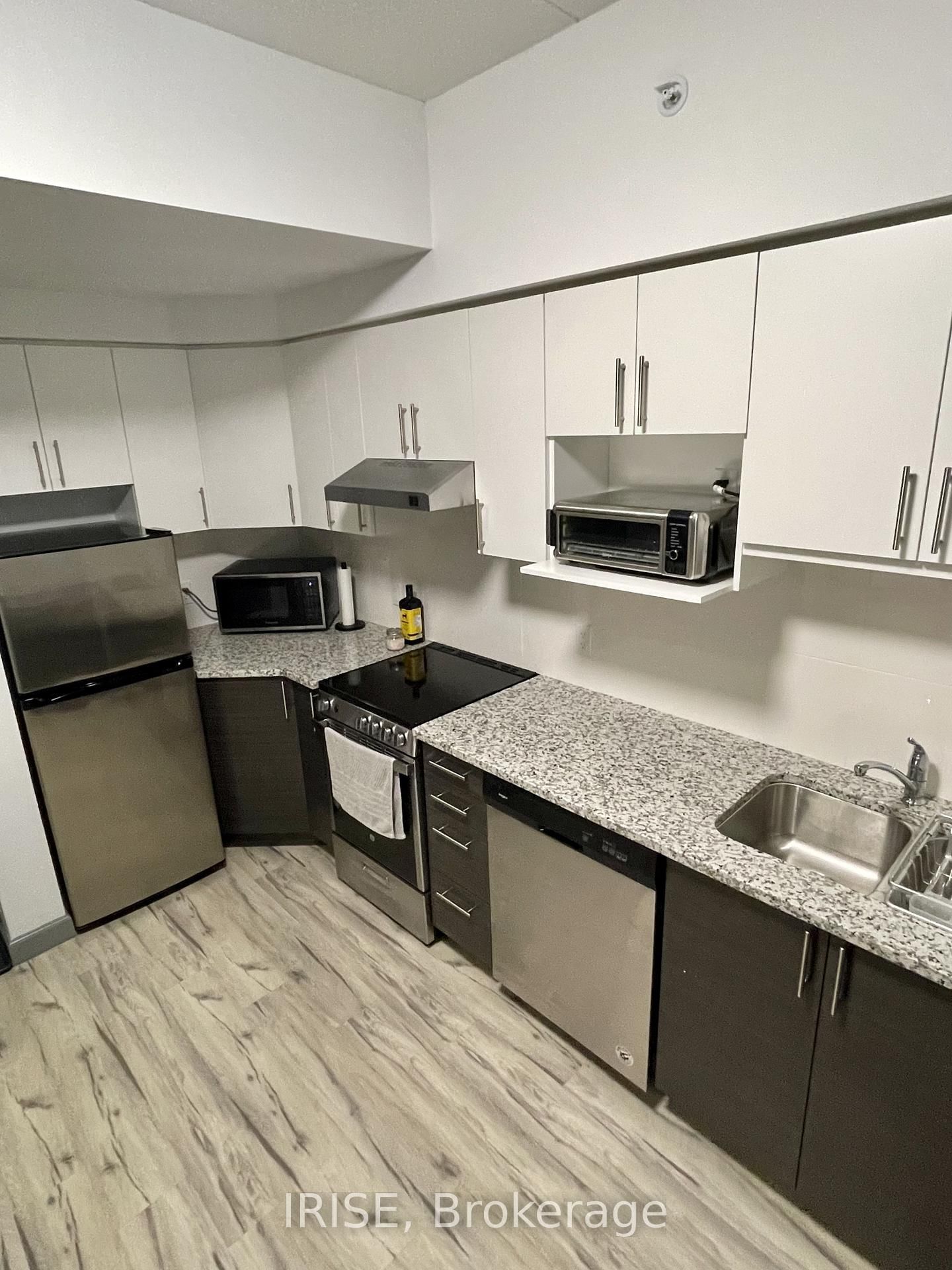 77 LELAND Street, Unit 201 - Photo 7