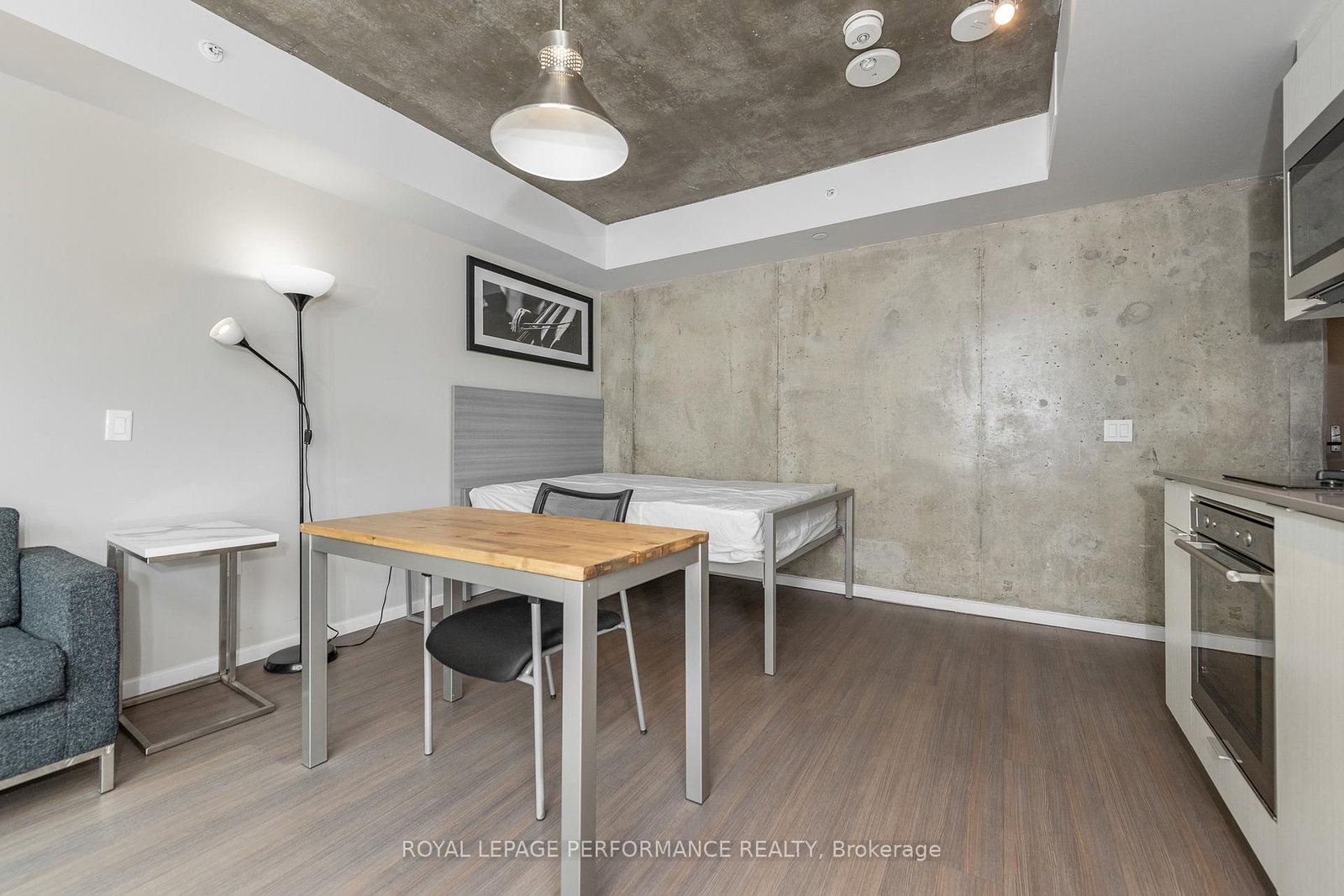 105 Champagne Avenue S, Unit 1118 - Photo 14