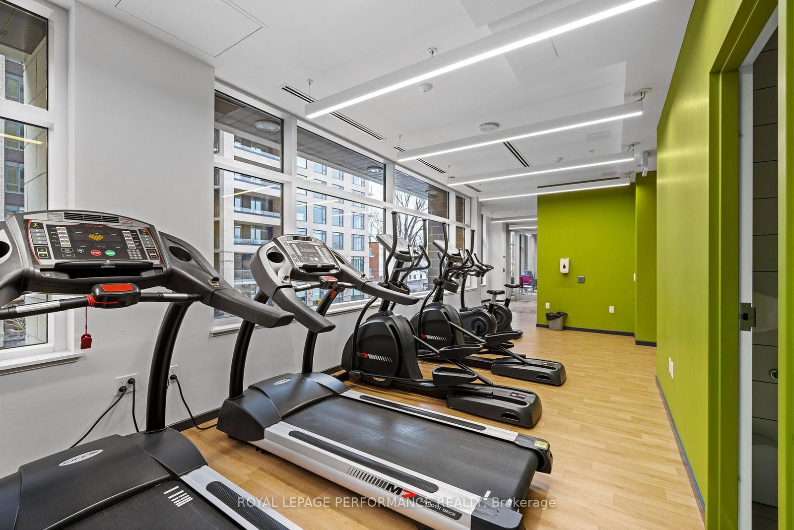 105 Champagne Avenue S, Unit 1118 - Photo 28
