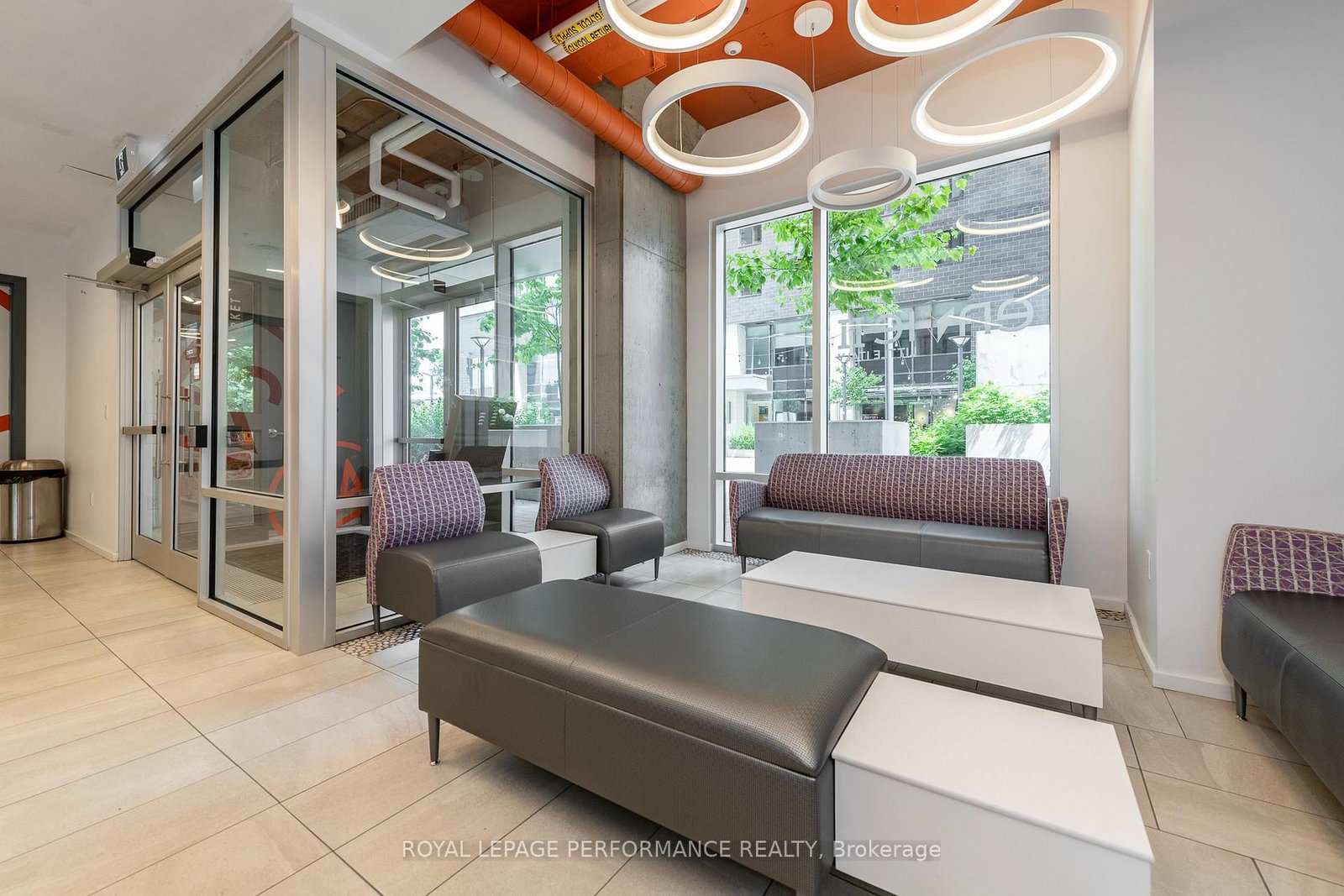 105 Champagne Avenue S, Unit 1118 - Photo 4