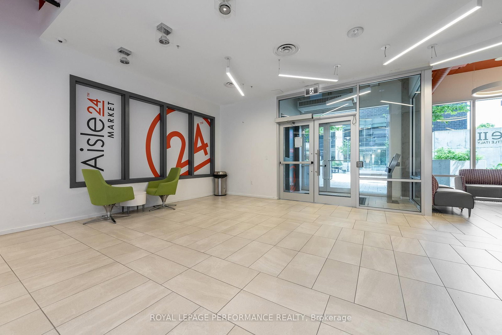 105 Champagne Avenue S, Unit 1118 - Photo 5
