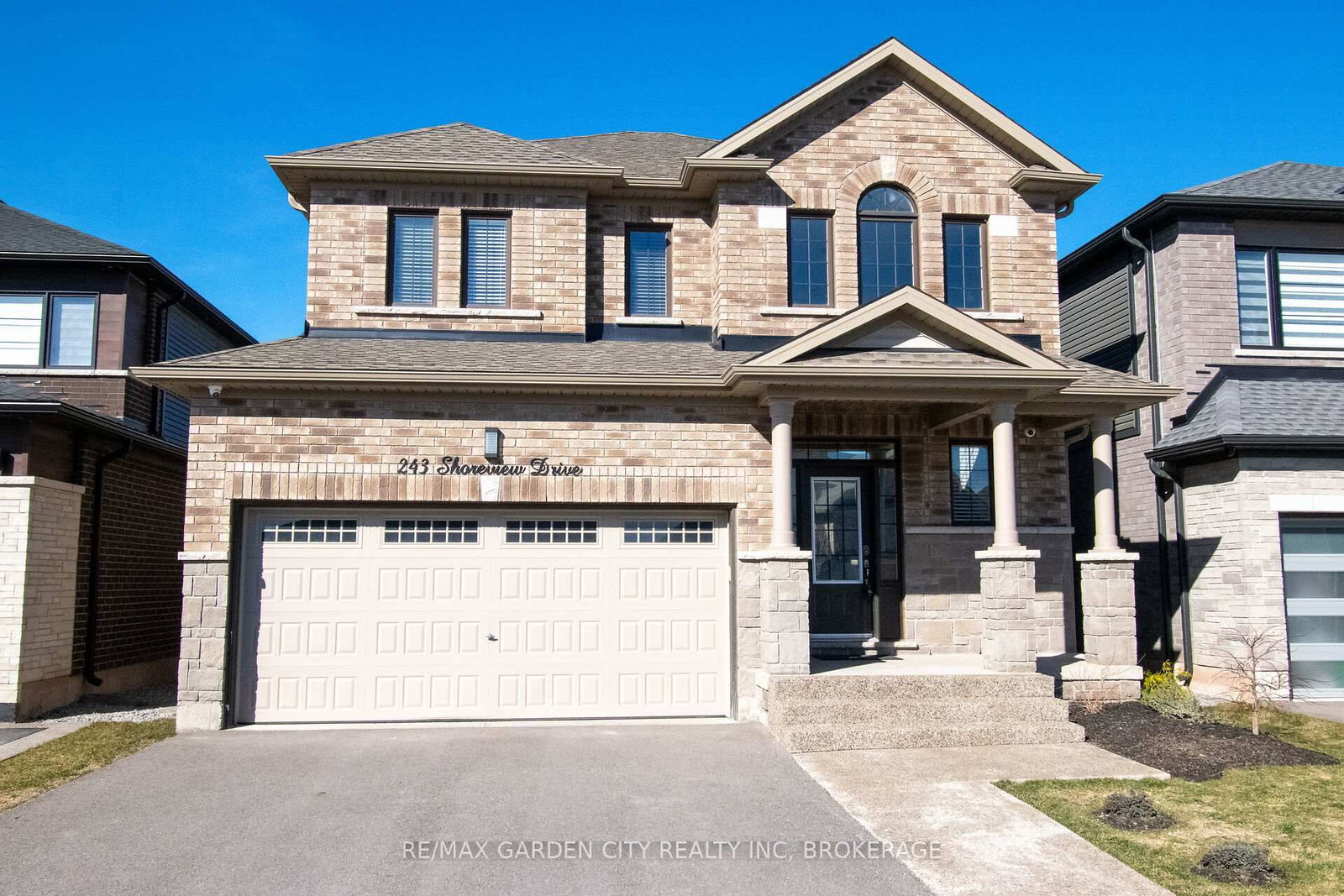 Detached House for sale at 243 SHOREVIEW Drive, Welland, Ontario, L3B 0H3 - Hwy 406/Welland - MLS: X13051478
