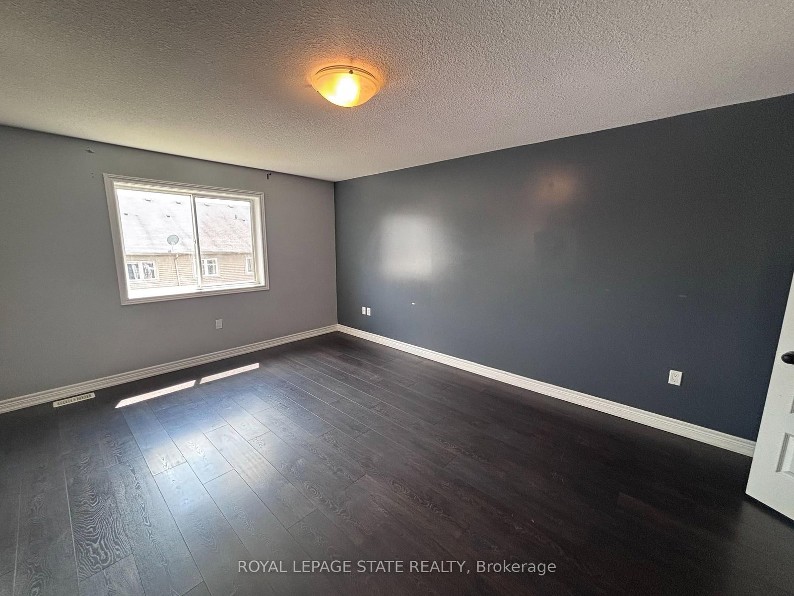 71 Fairgrounds Drive • Hamilton, ON photo 15