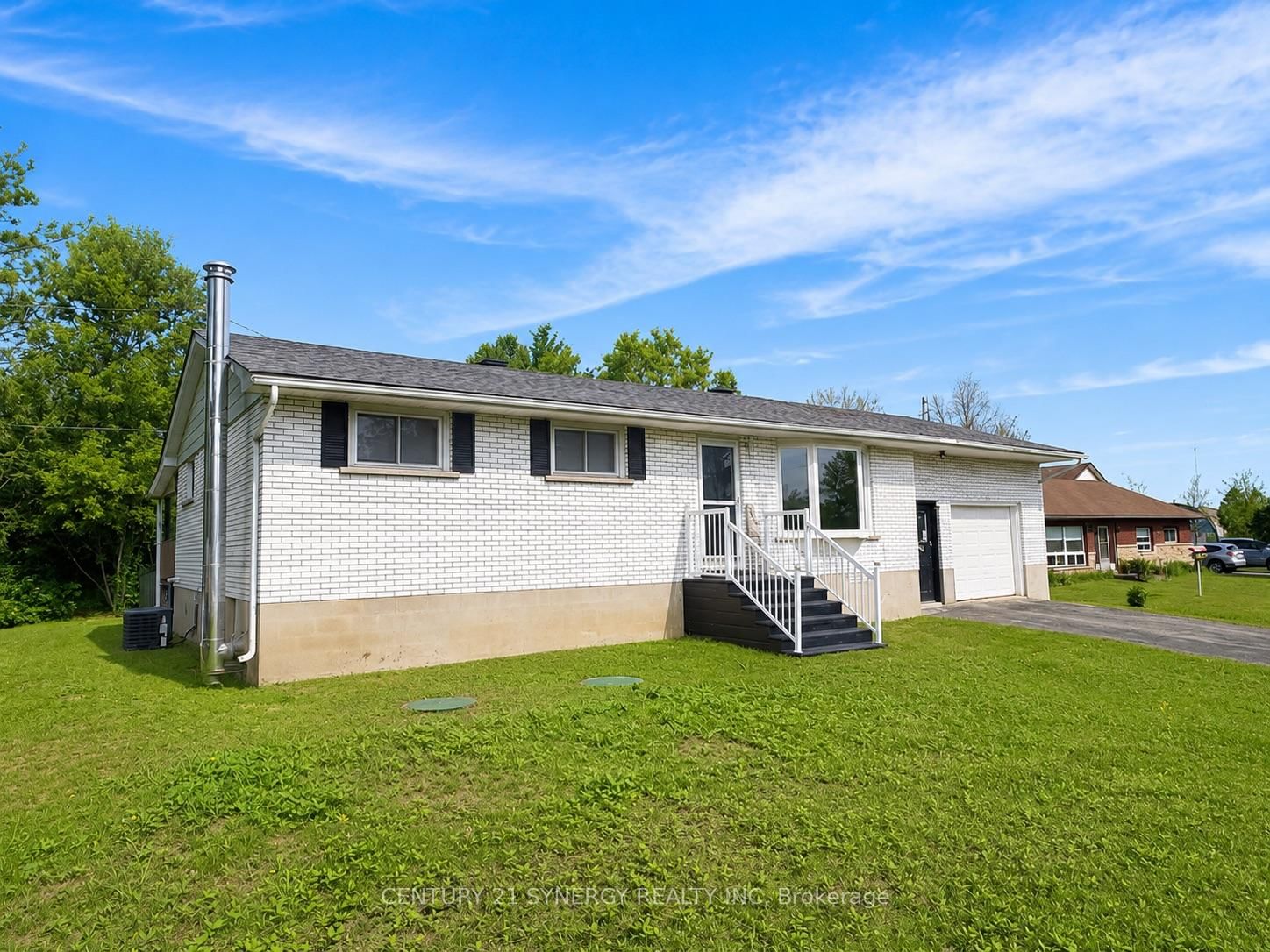 318 County Road 16 Road • Elizabethtown-Kitley, ON photo 3