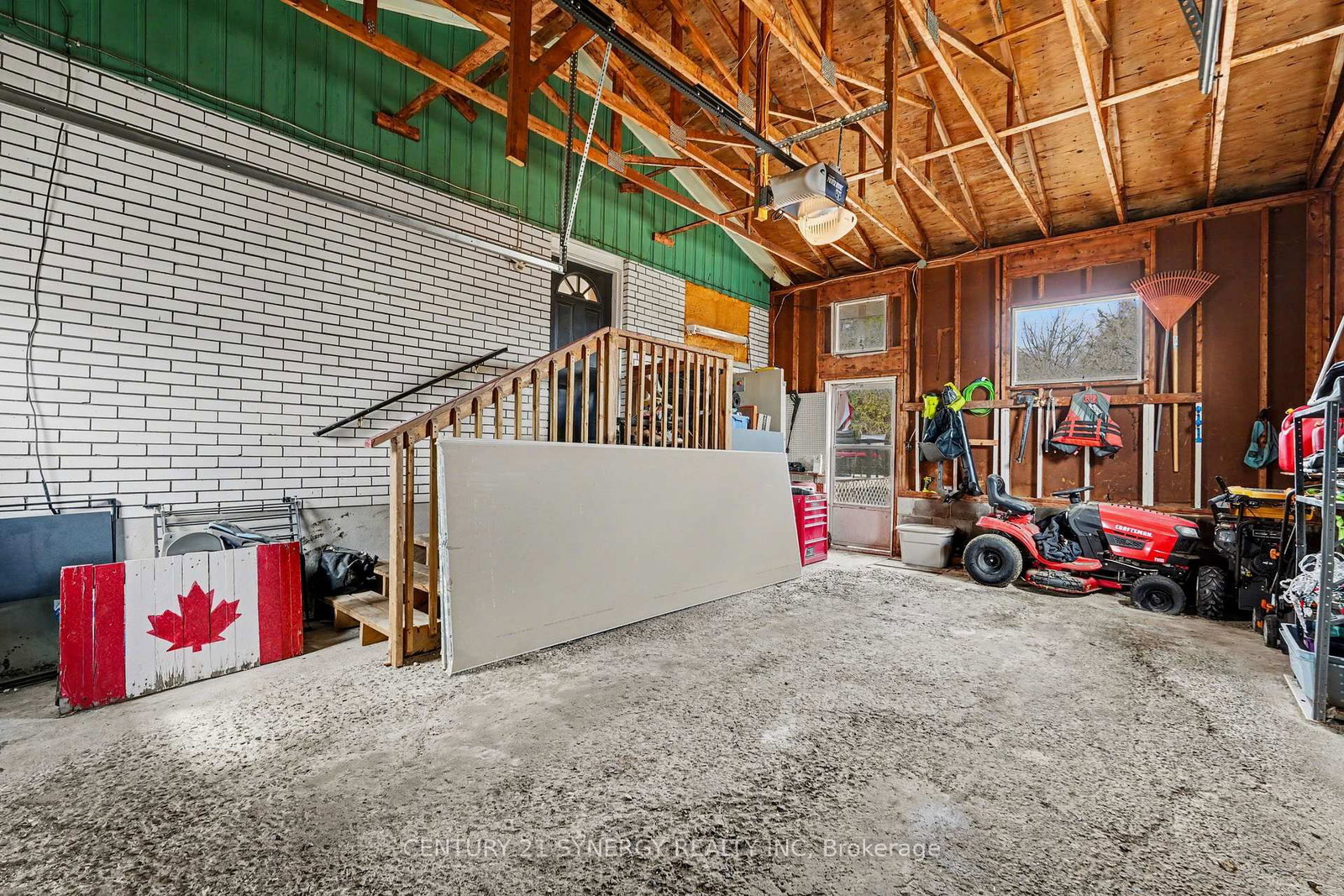 318 County Road 16 Road • Elizabethtown-Kitley, ON photo 35