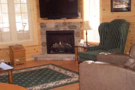 48 Madawaska Tr, Wasaga Beach, L9Z1X7 | Image 3