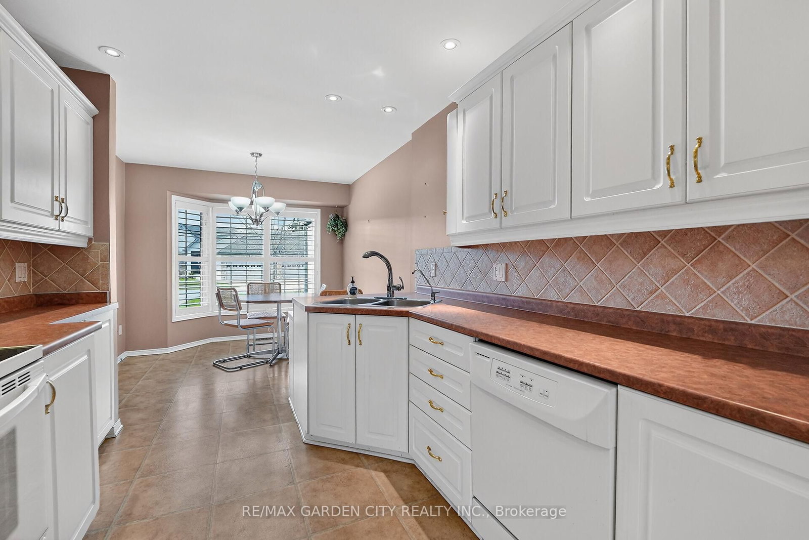 121 Glen Morris Drive, Unit 39 - Photo 7