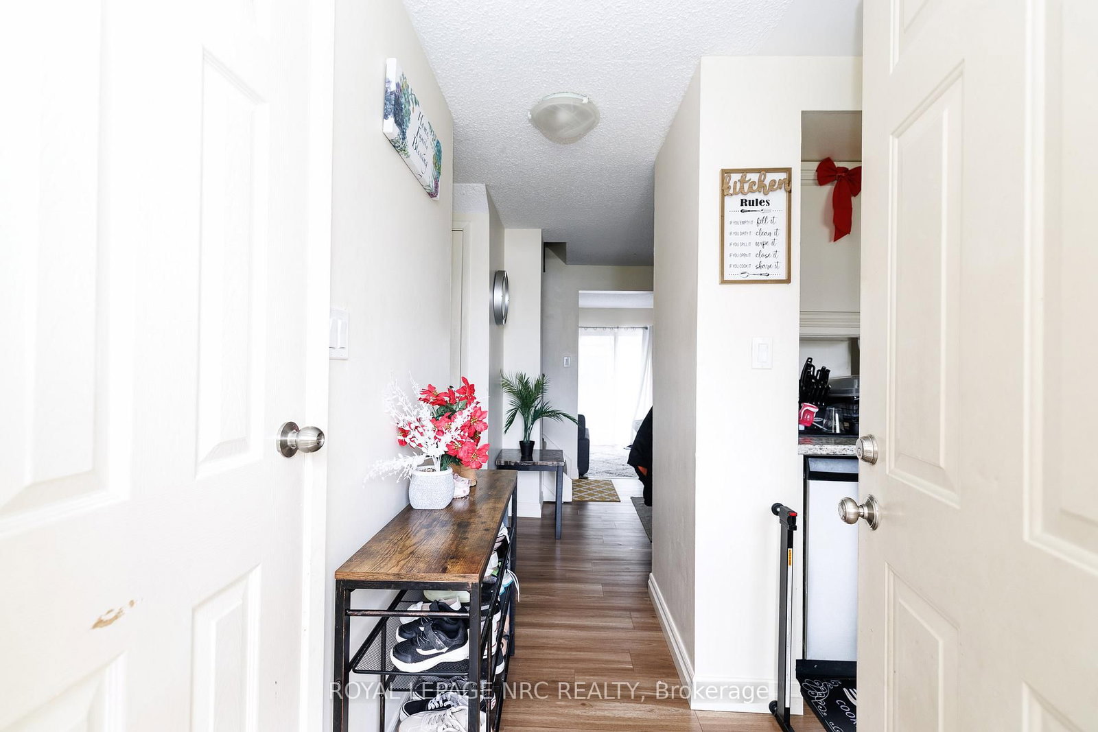 50 Lakeshore Rd unit 44 Road • St. Catharines, ON photo 3