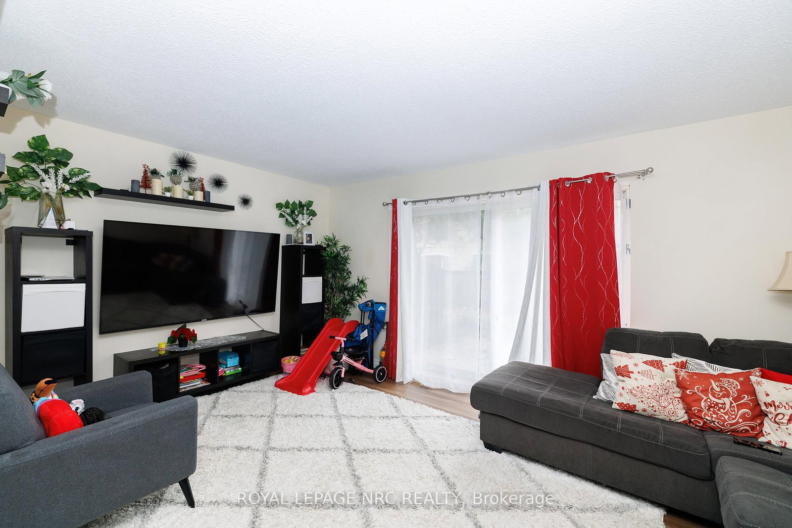 50 Lakeshore Rd unit 44 Road • St. Catharines, ON photo 8