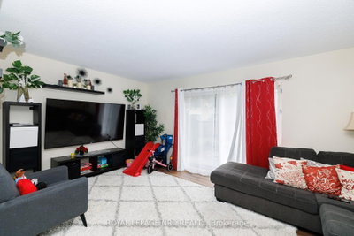 50 Lakeshore Rd unit 44 Road • St. Catharines, ON photo 8