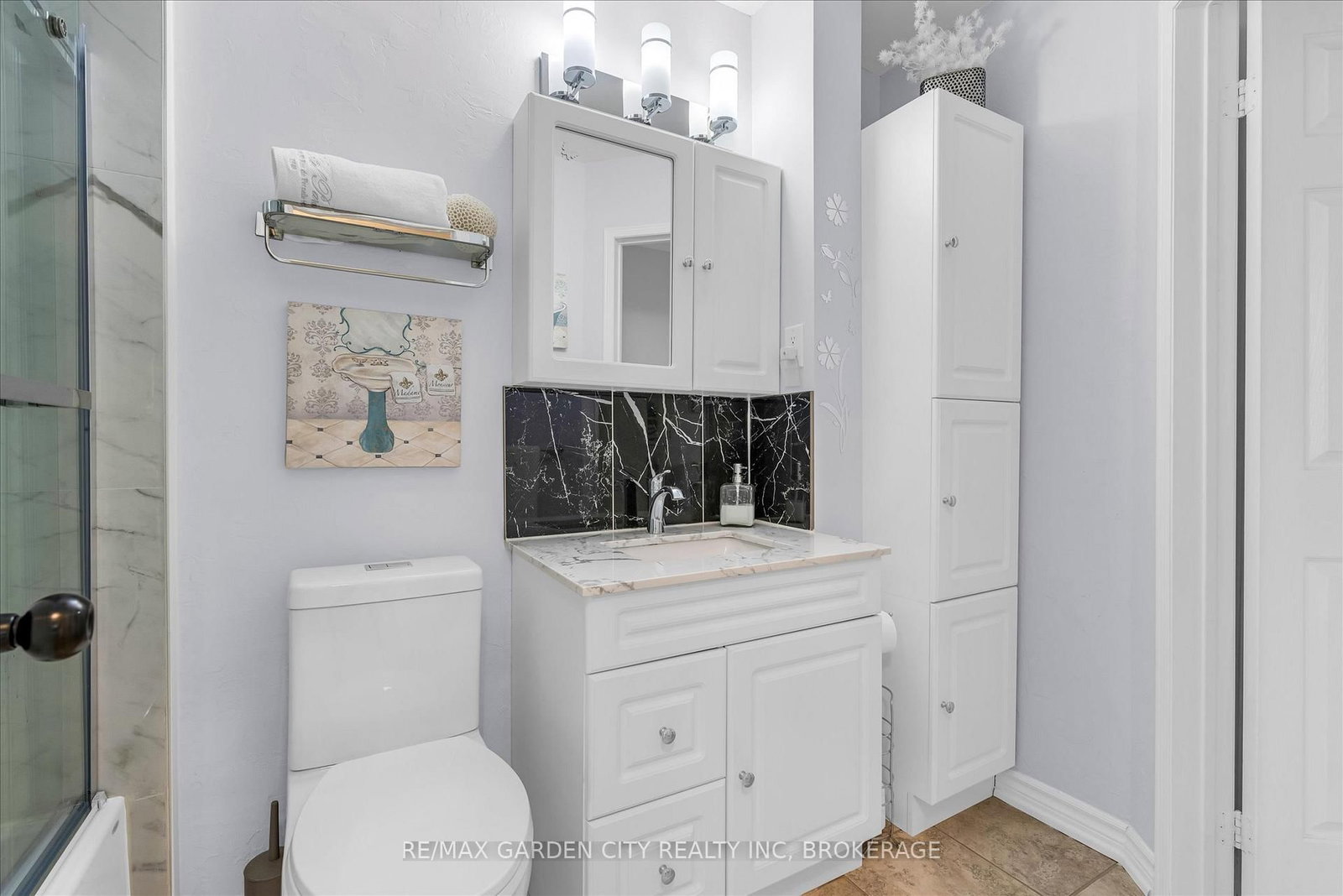 11 Jefferson Court W - Photo 16