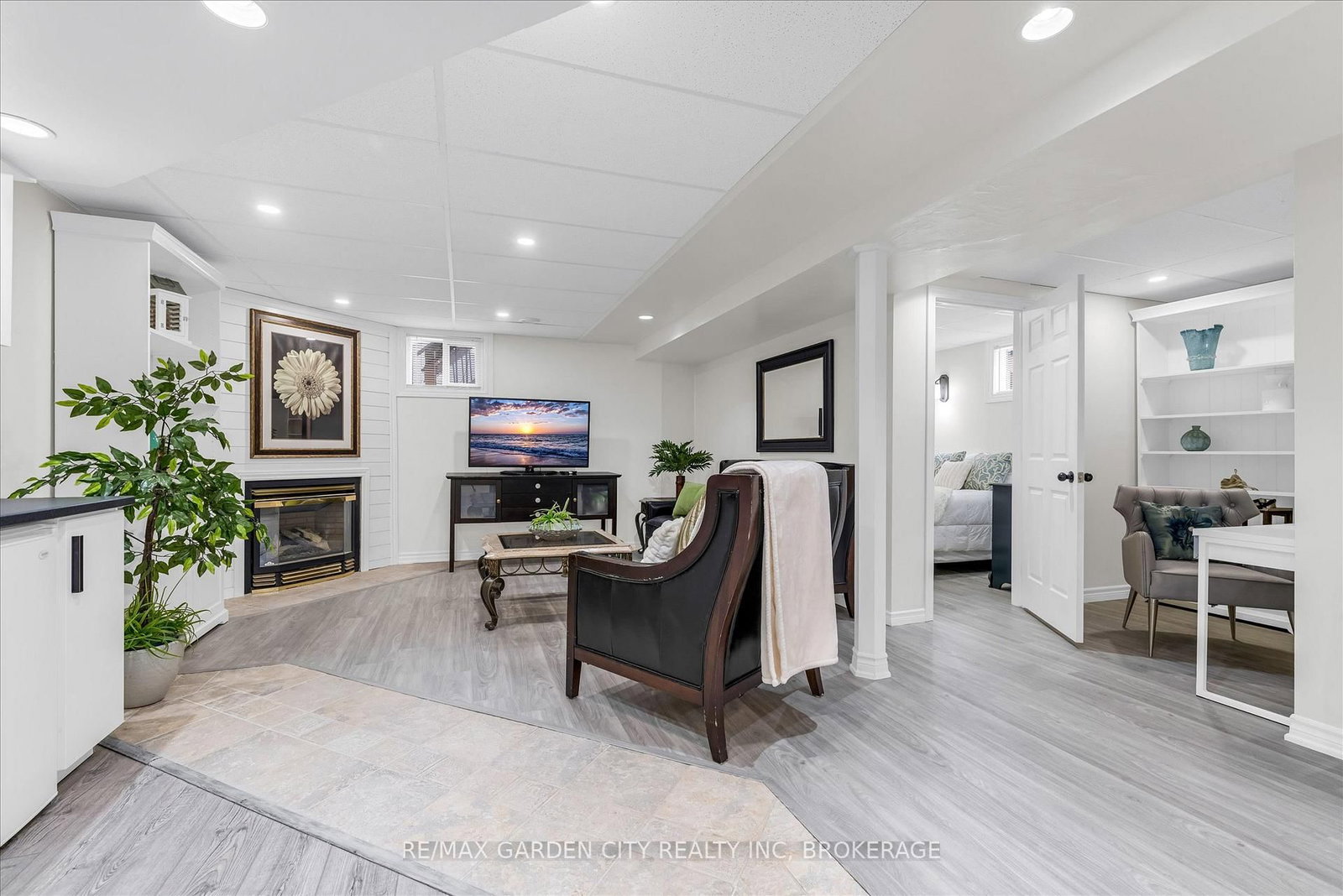 11 Jefferson Court W - Photo 21