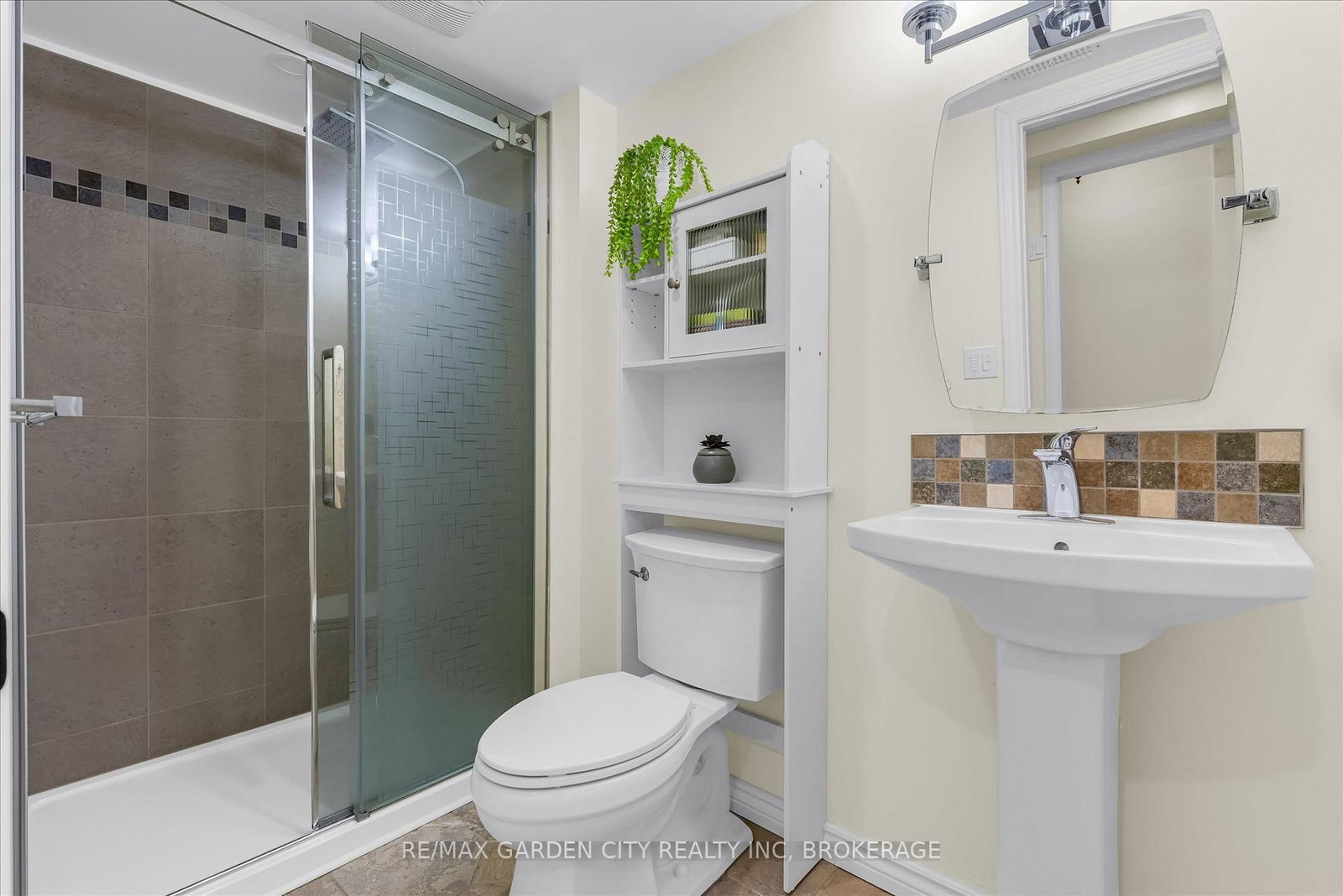 11 Jefferson Court W - Photo 32