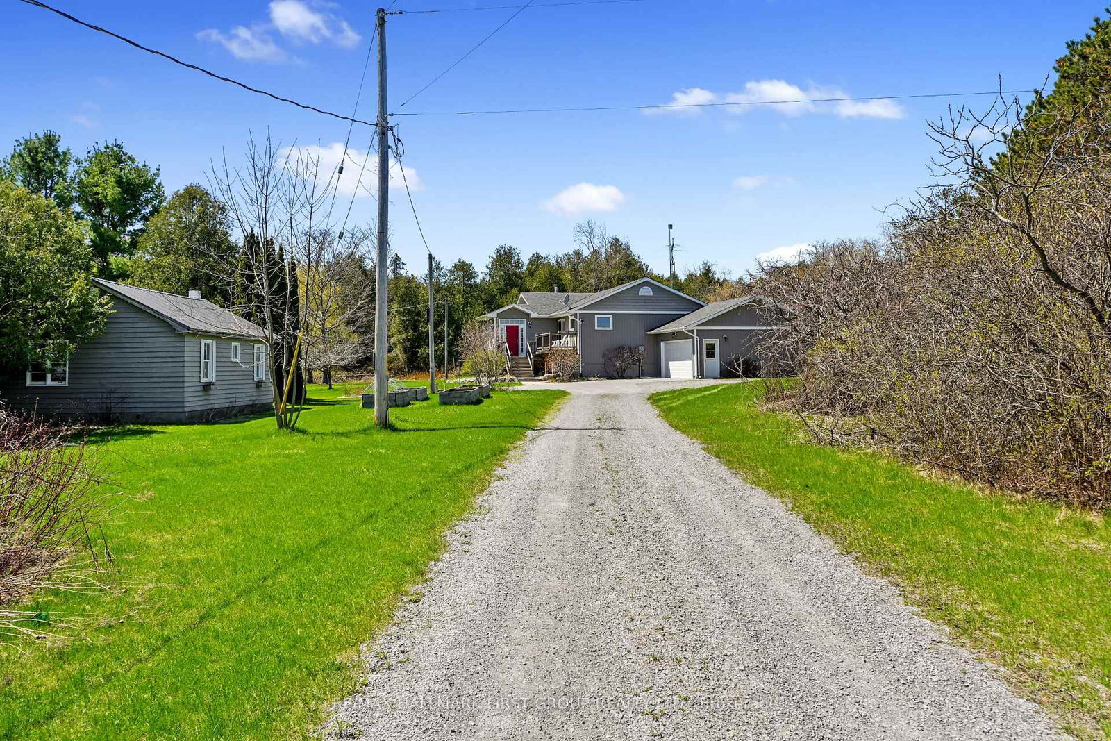 351 Durham Street N • Cramahe, ON photo 2