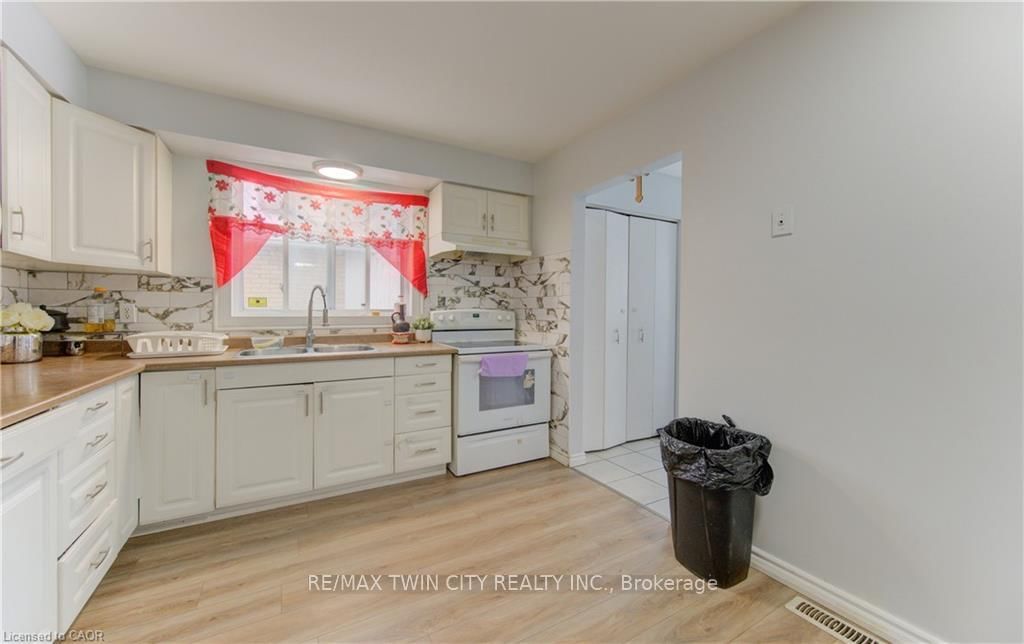 110 HAZELGLEN Drive - Photo 9