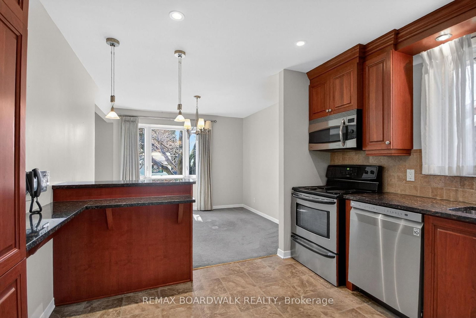 103 Christopher Hamilton Street - Photo 19