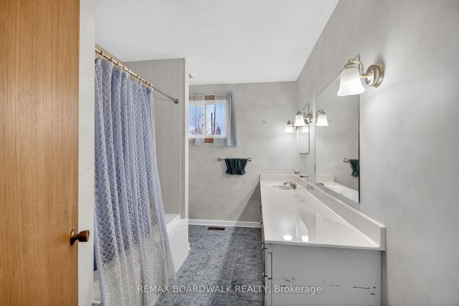 103 Christopher Hamilton Street - Photo 27