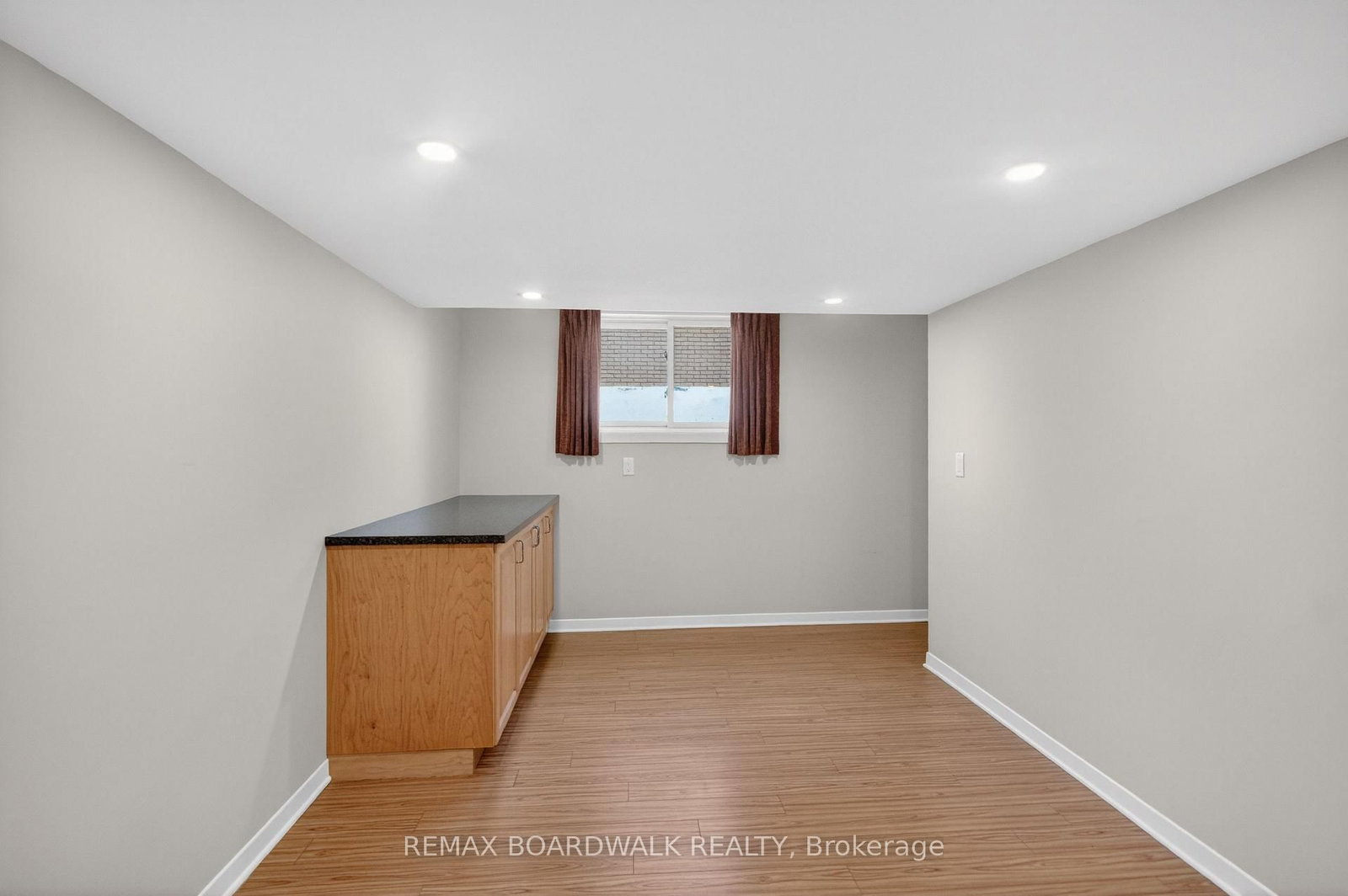 103 Christopher Hamilton Street - Photo 33
