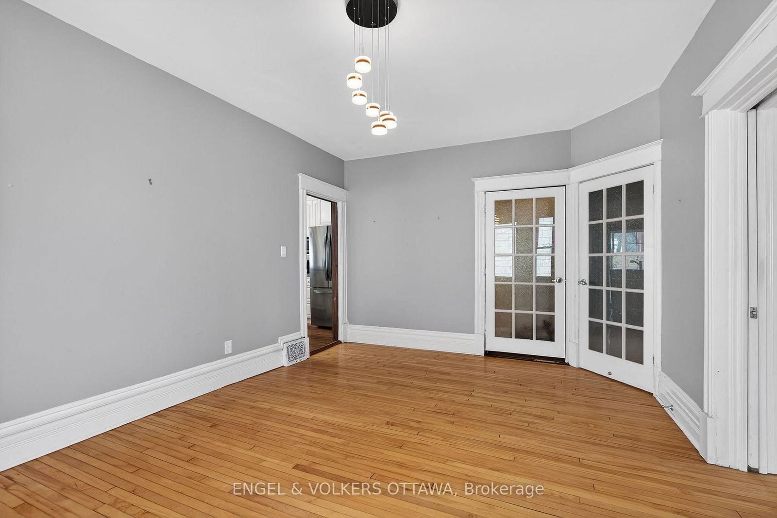 434 Byron Avenue - Photo 7