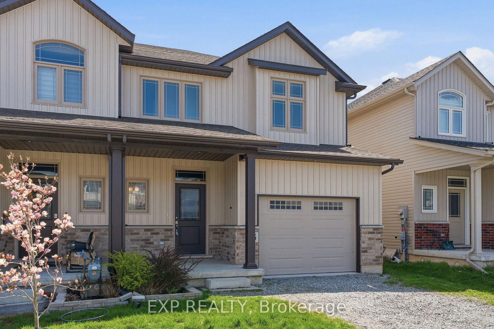 15 Bowman Crescent N - Photo 2