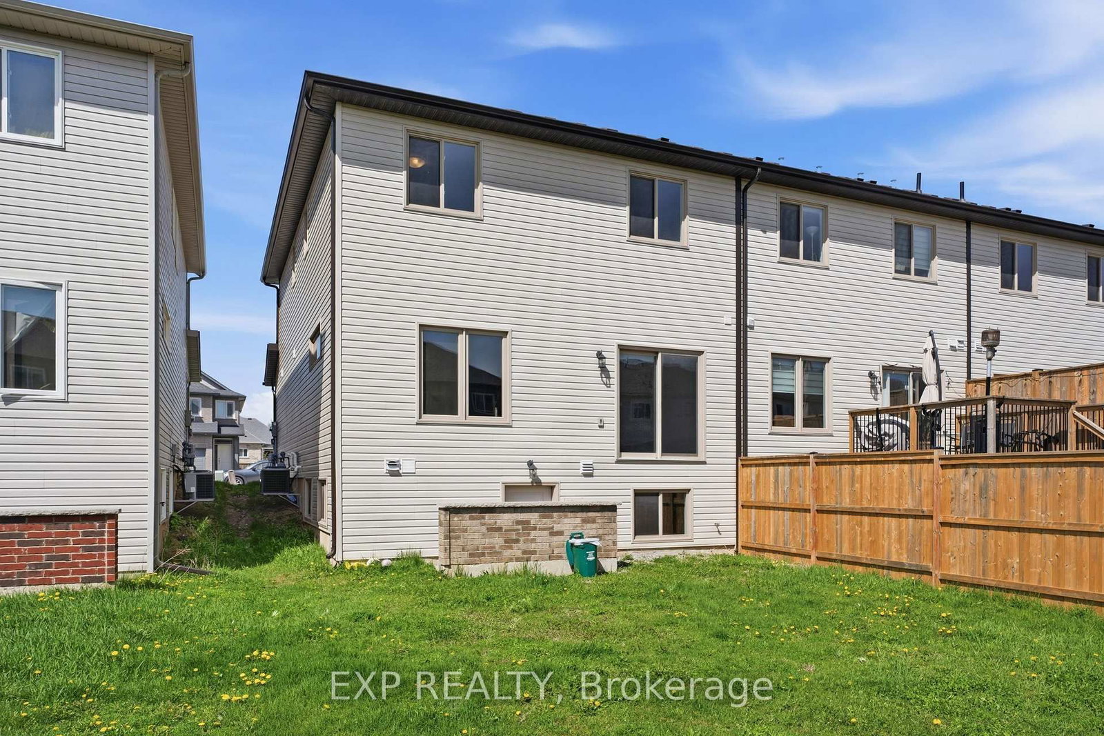 15 Bowman Crescent N - Photo 32