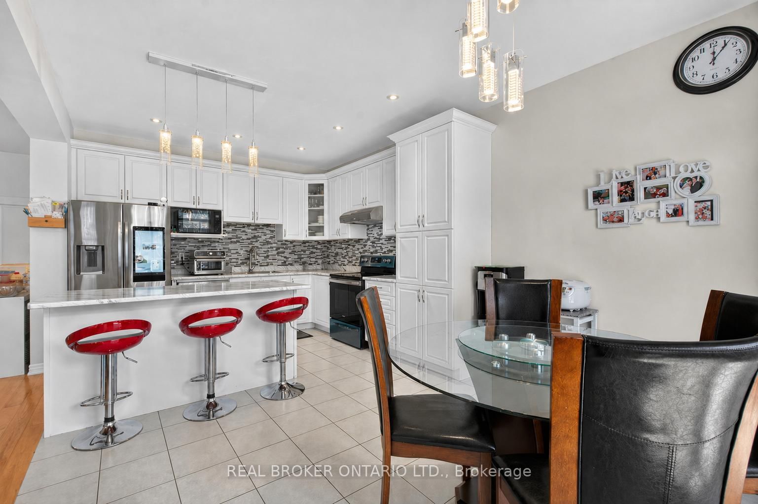 27 Fingland Crescent - Photo 12