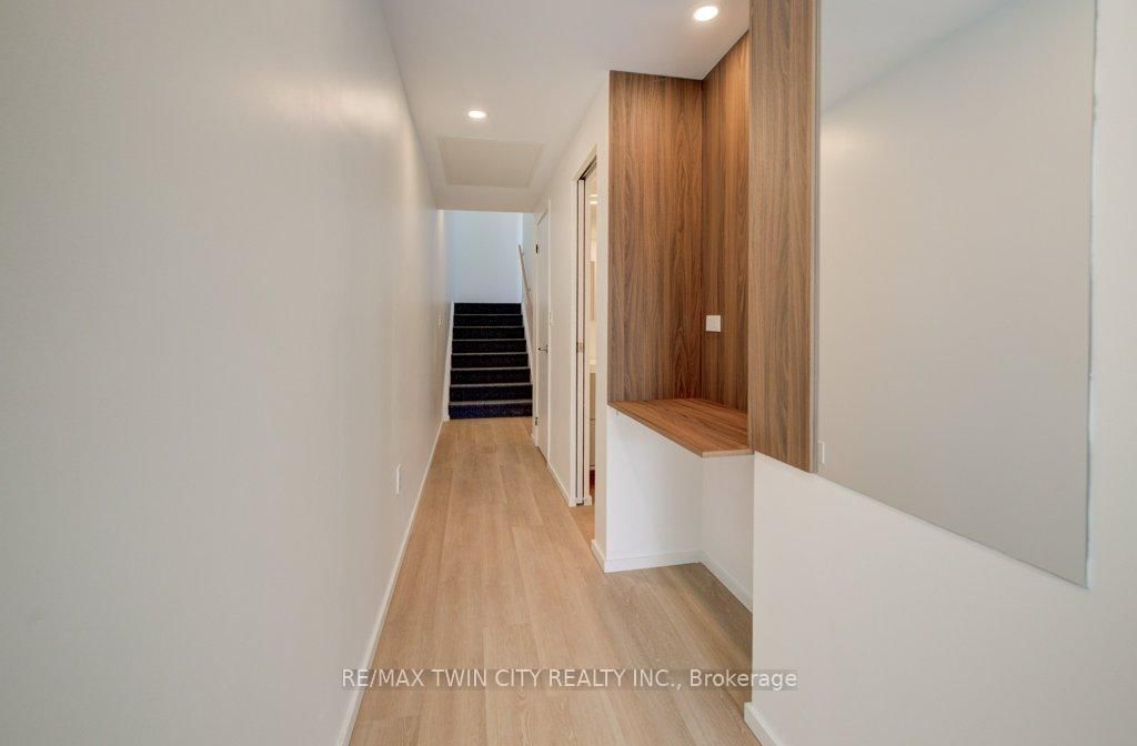 26 King Street E - Photo 10