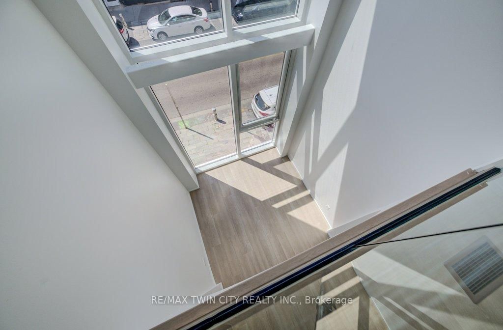 26 King Street E - Photo 14
