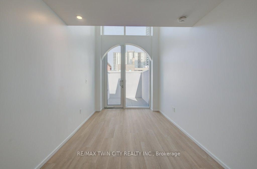 26 King Street E - Photo 22