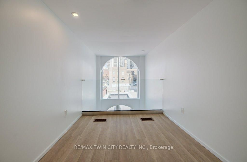26 King Street E - Photo 29