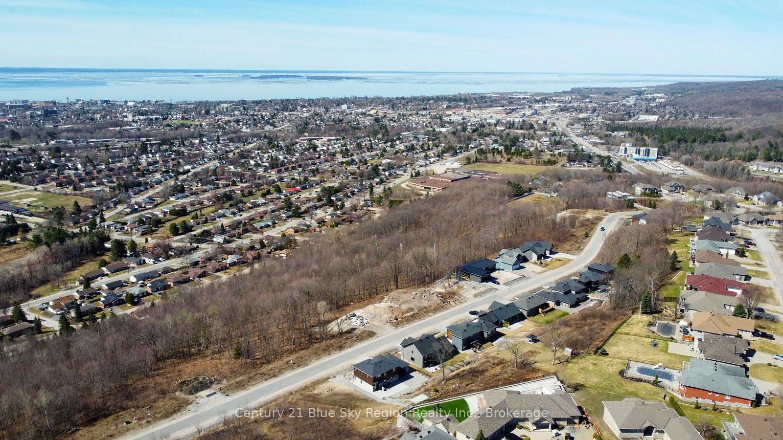 38 Kenreta Drive • North Bay, ON photo 18