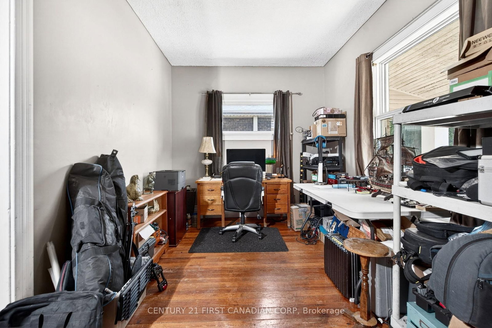 Listing Image 7