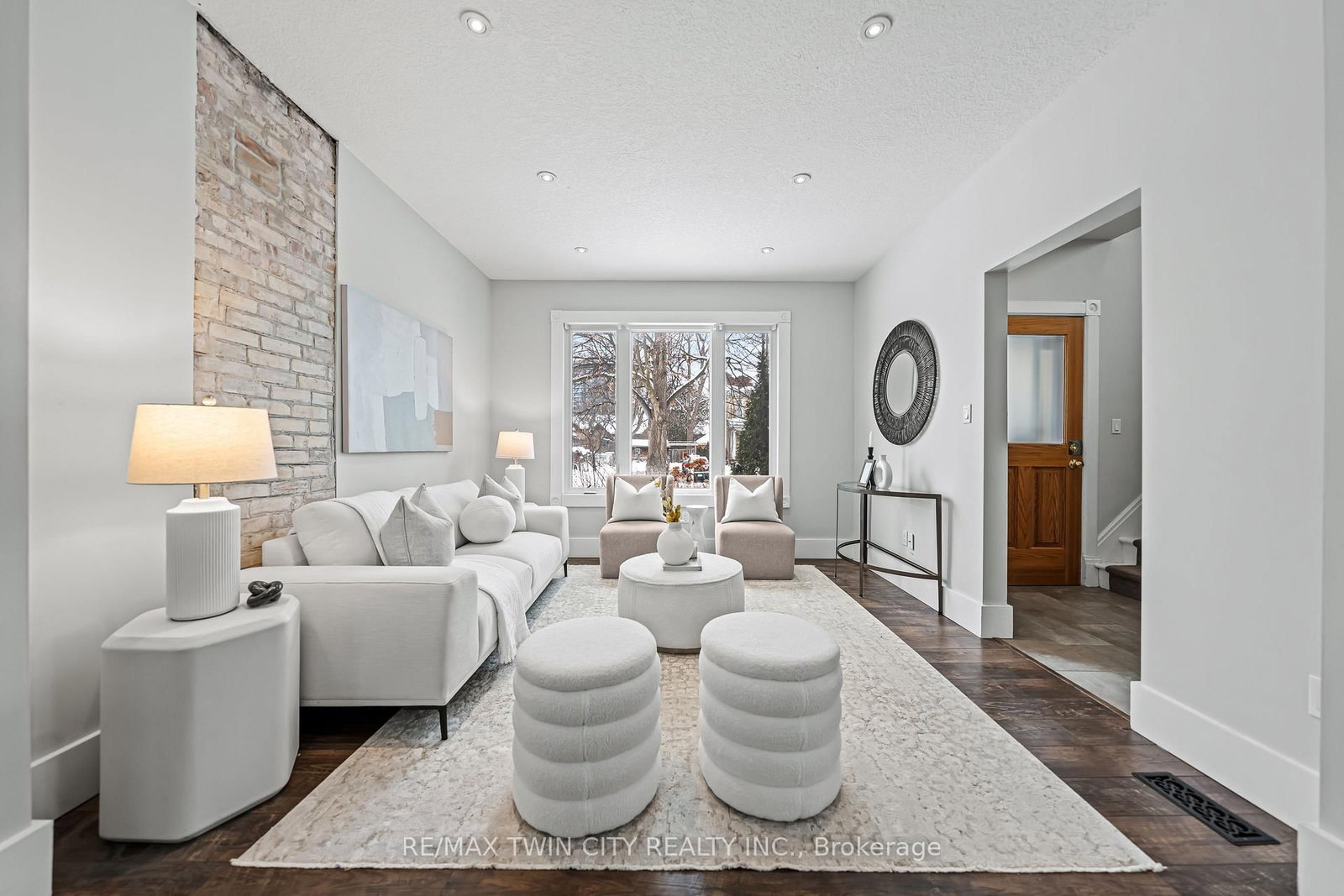 11 Heins Avenue - Photo 9