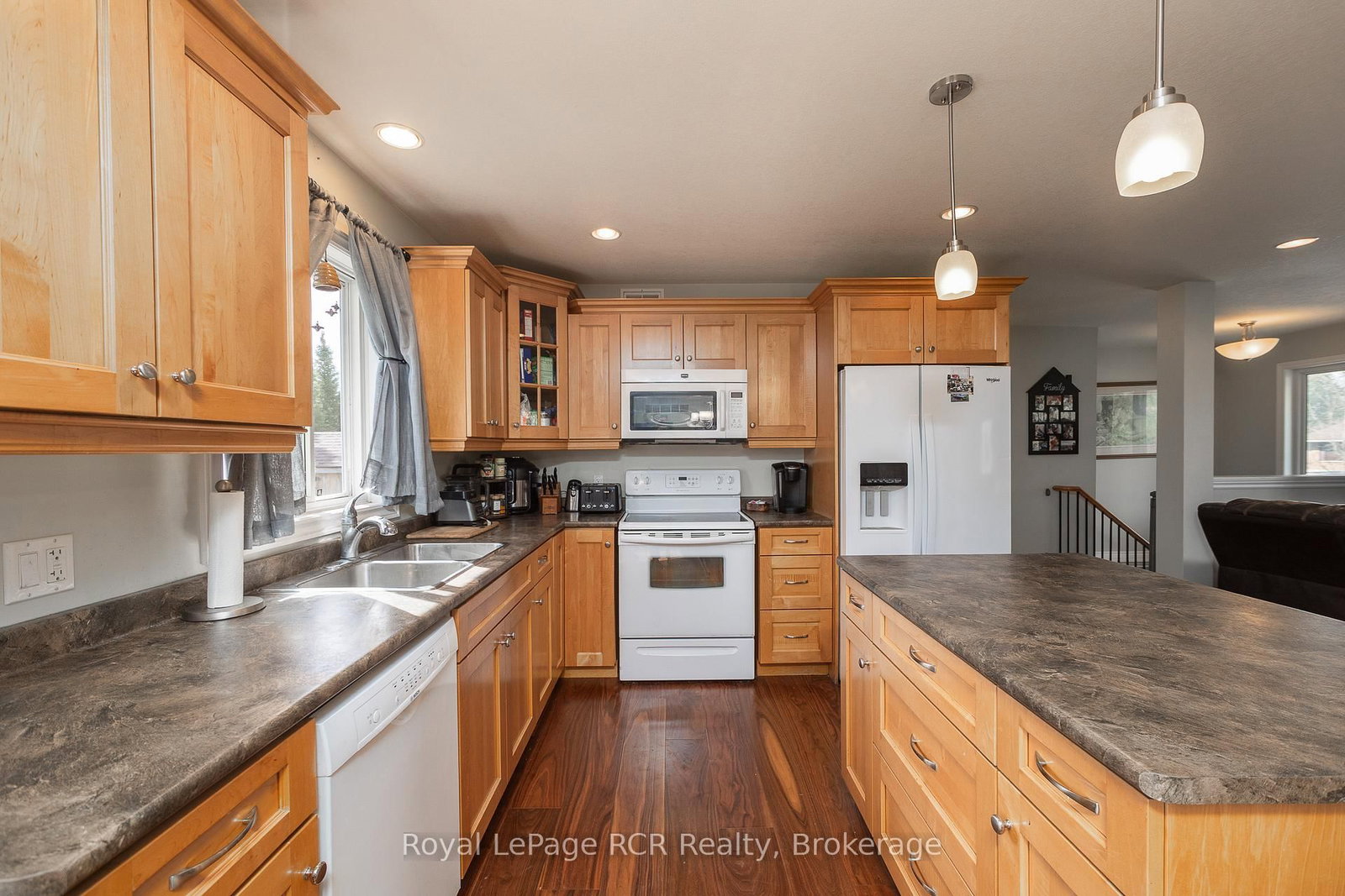 123 Douglas Street • Chatsworth, ON photo 10