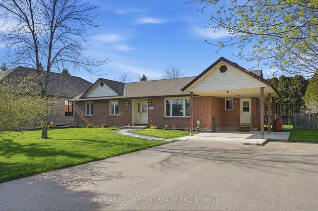 133 New Lakeshore Road S