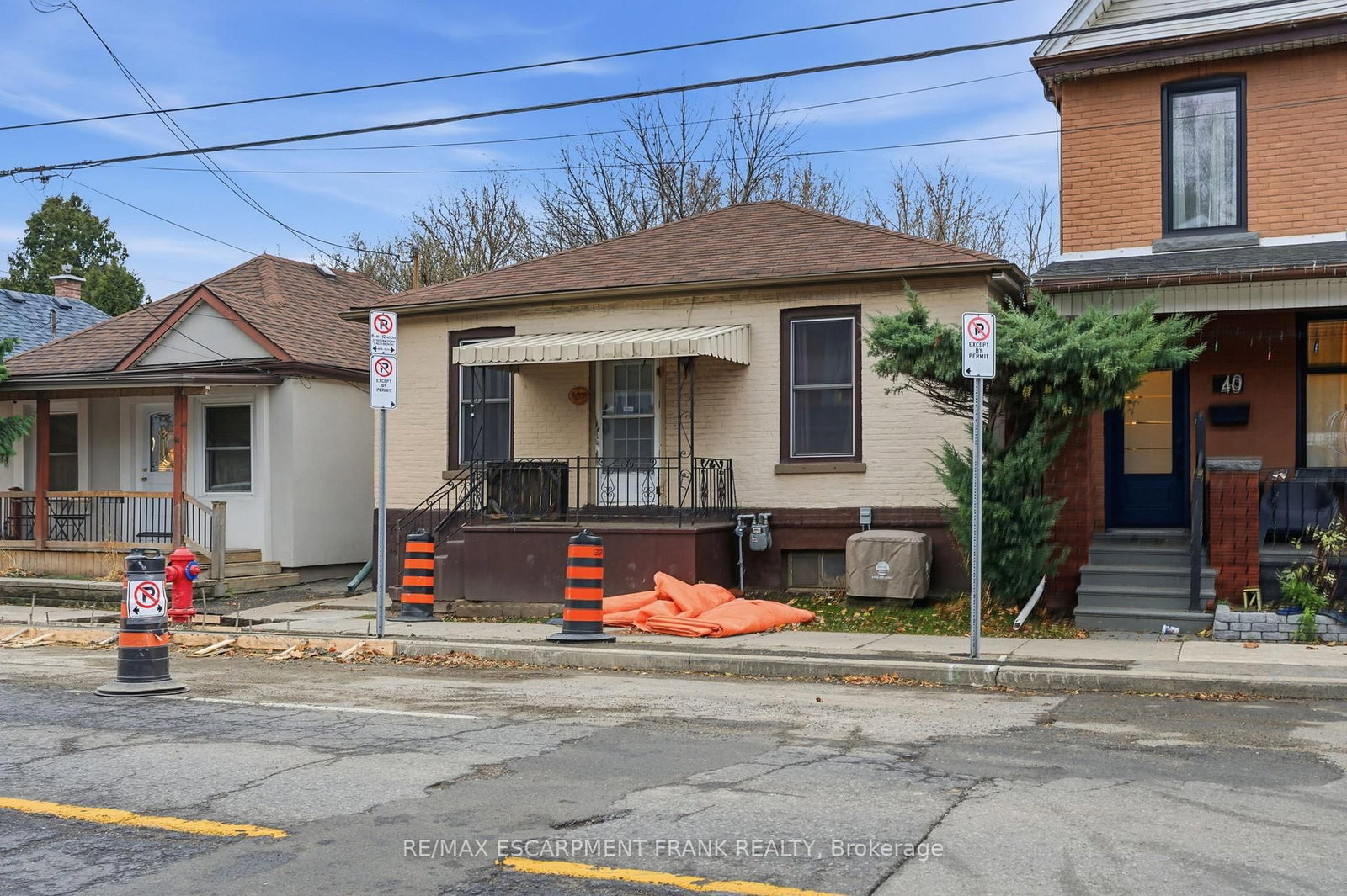 42 Burlington Street E