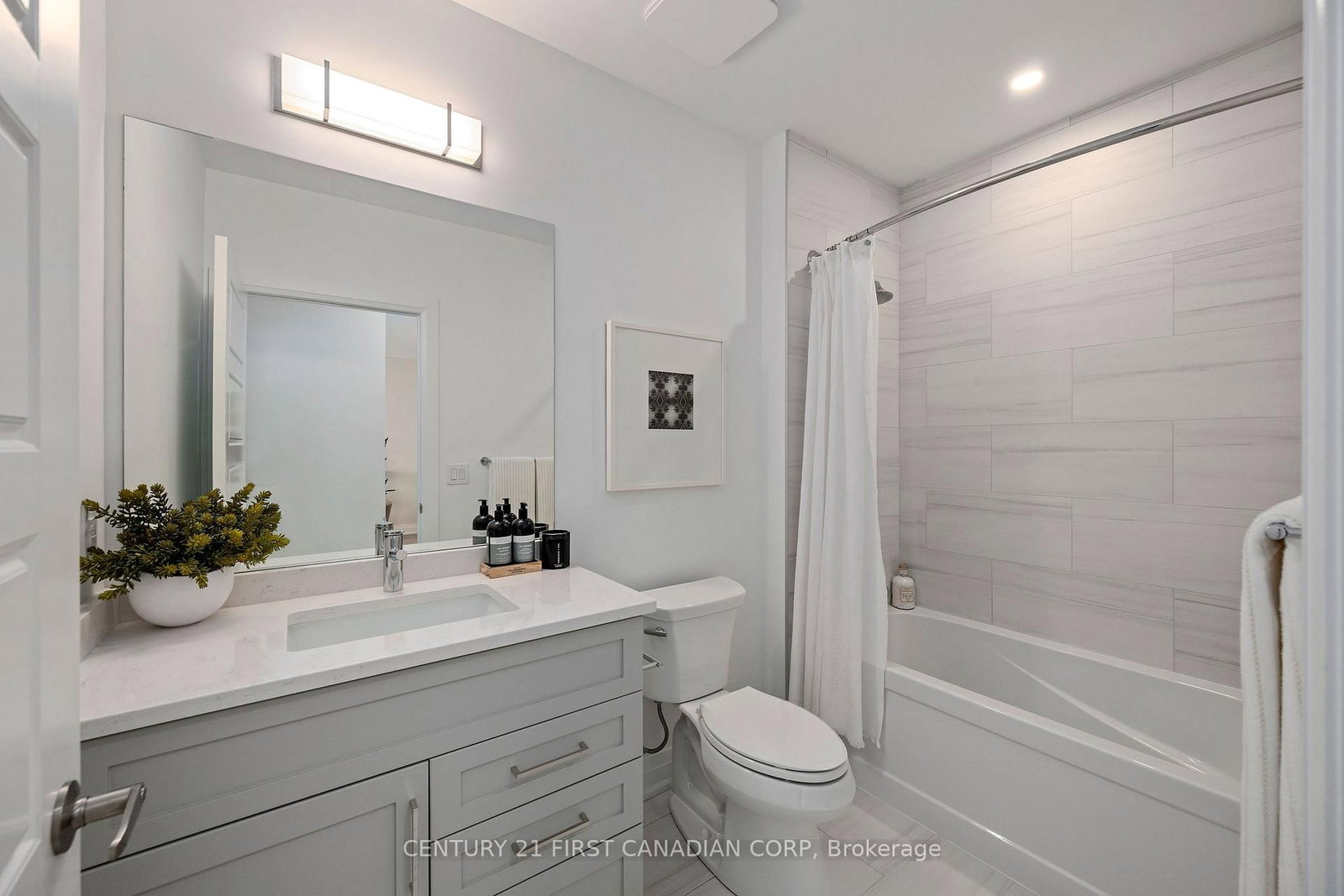 1560 Upper West Avenue • #307 • London South, ON photo 13