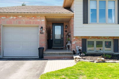 61 Carleton Court — photo 2