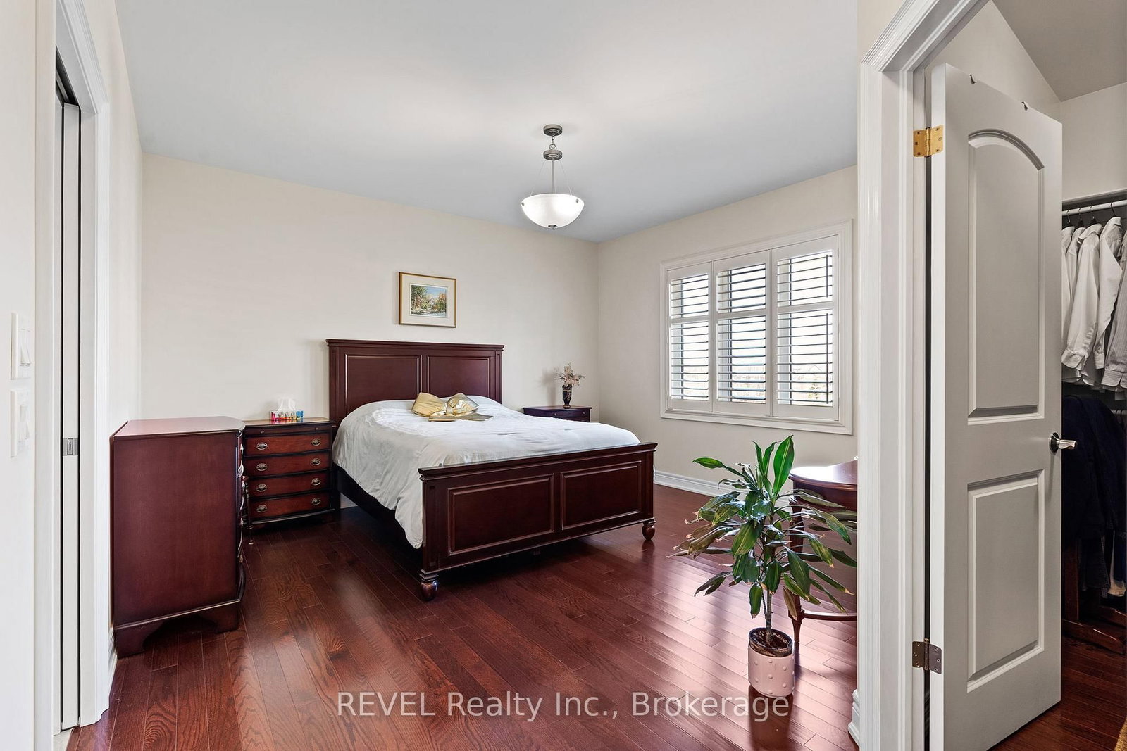 32 Magnolia Lane • Welland, ON photo 15