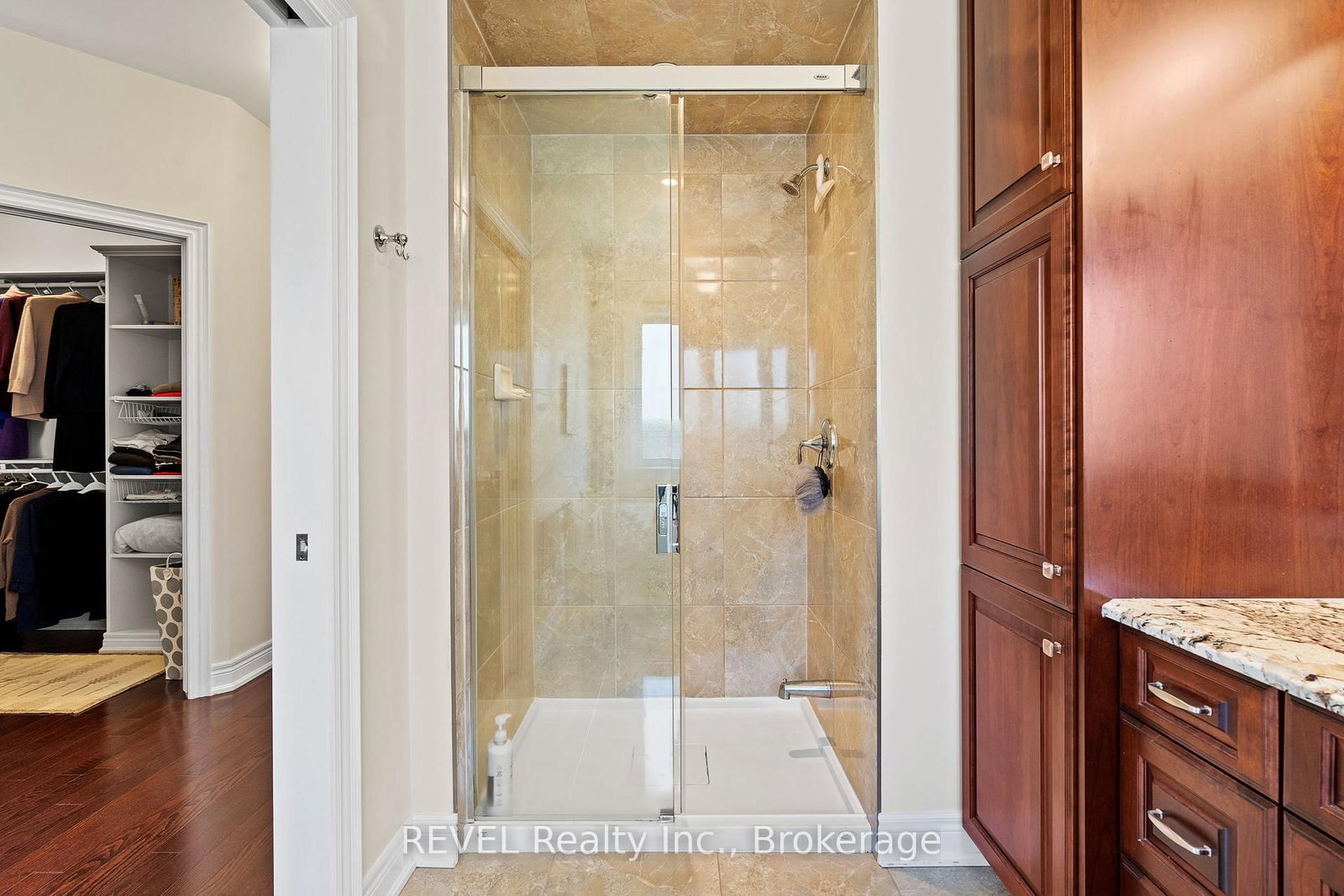 32 Magnolia Lane • Welland, ON photo 18